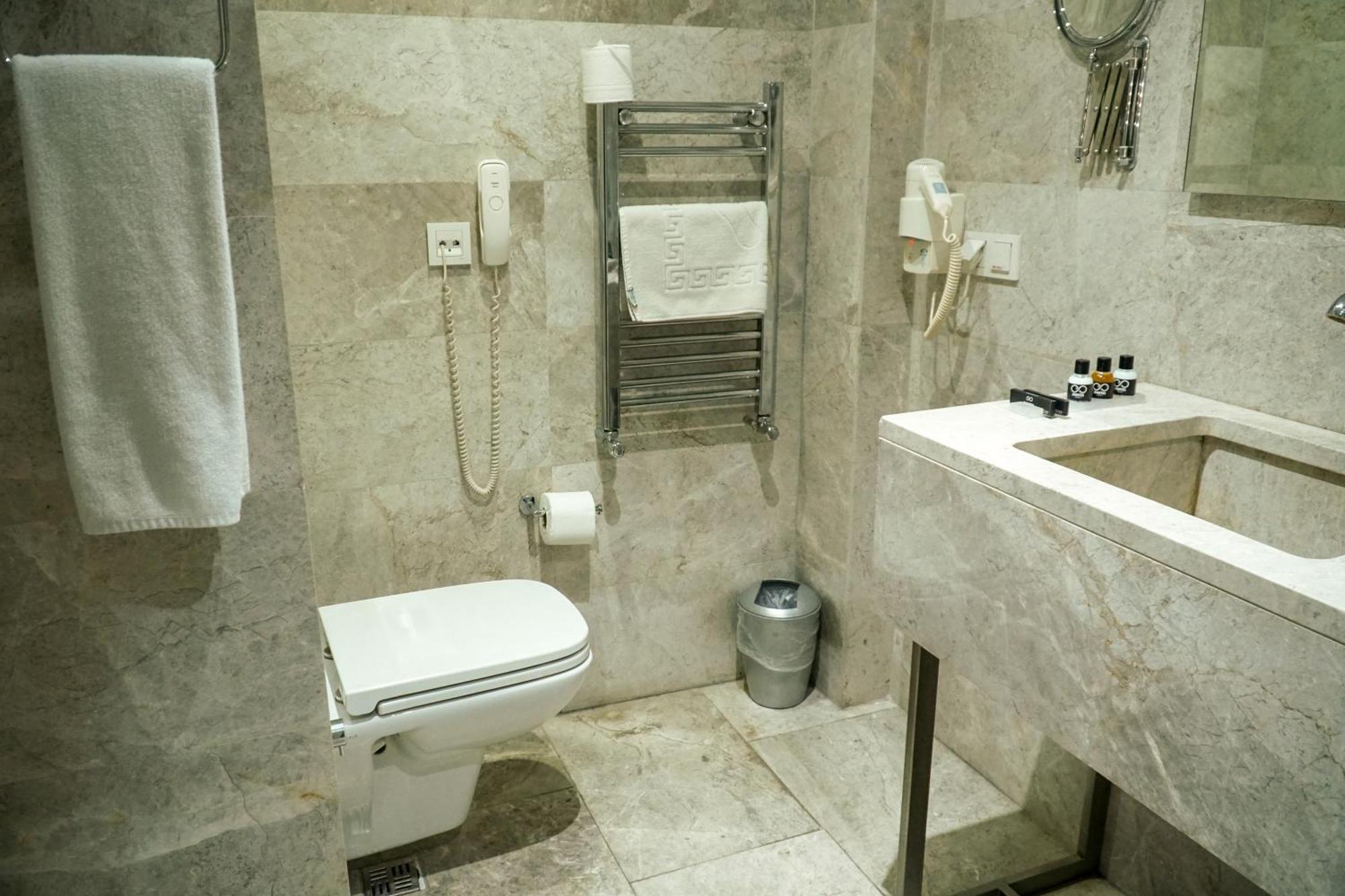 En Otel Karaca Eskişehir Eksteriør bilde