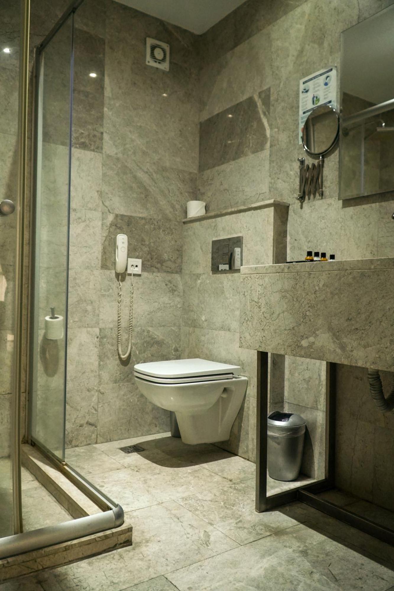 En Otel Karaca Eskişehir Eksteriør bilde